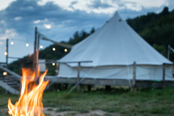 Camping & Glamping