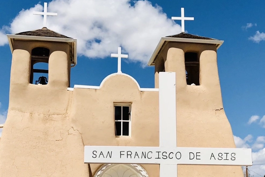 taos Churches